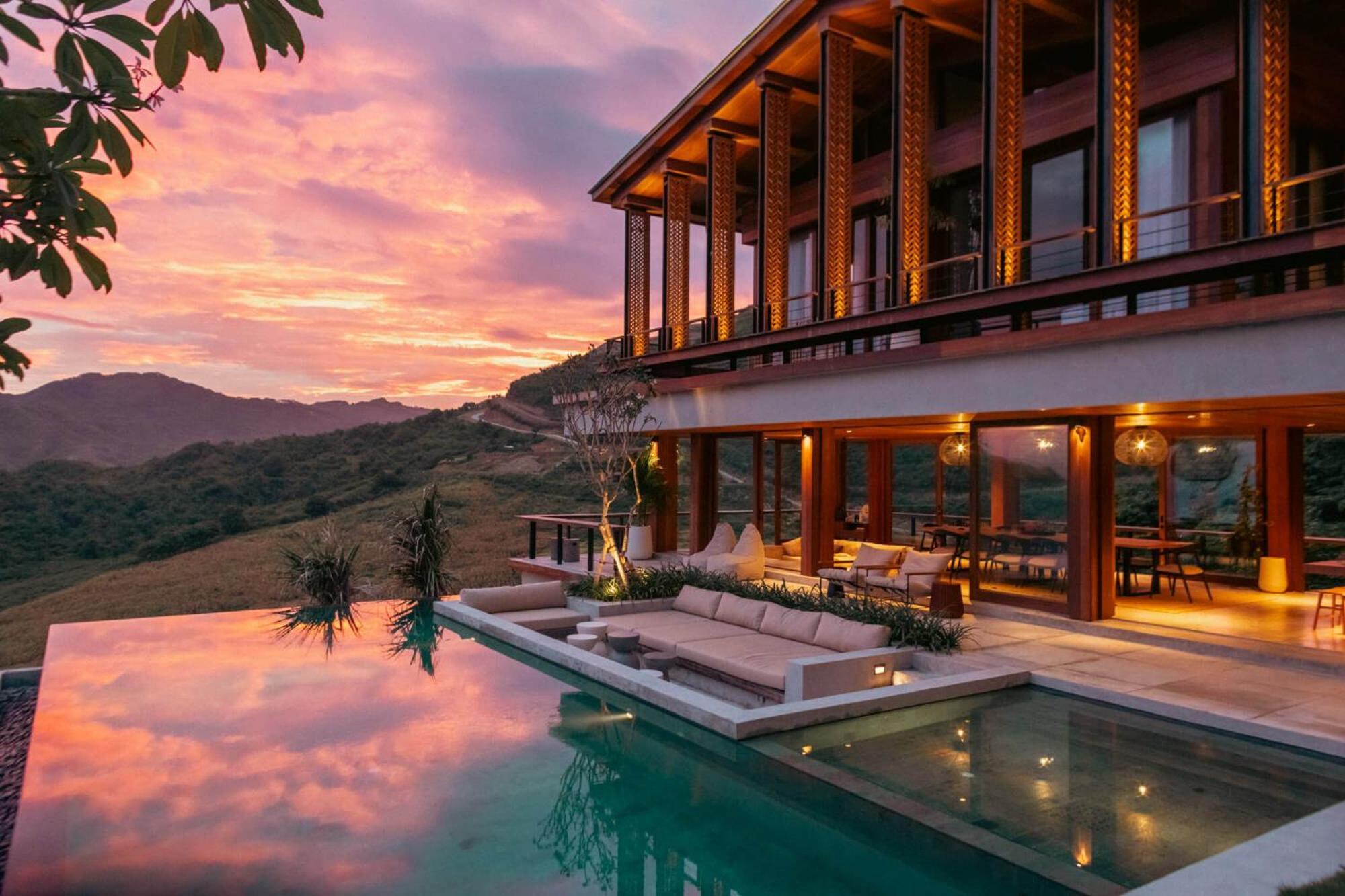Hotel Tampah Hills Selong Belanak Esterno foto